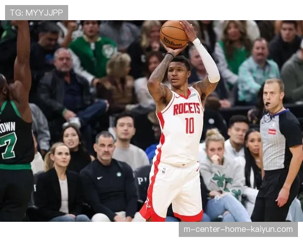 开拓者险胜火箭取关键胜利 附加赛席位争夺趋白热化