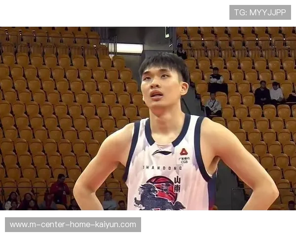 新疆女篮张慈源关键罚球稳住局势 年轻球员心理素质经受考验