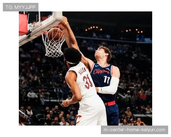 快船控卫加兰复出时间严格受限 卢指导重组后场轮换链 快船控卫加兰复出时间严格受限 卢指导重组后场轮换链